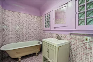 1037 W 46th St, Los Angeles, CA 90037 - Photo 20