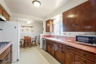 2113 Amelia Ave, San Pedro, CA 90731 - Photo 14