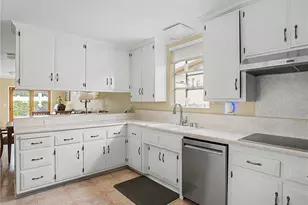 745 Penn St, El Segundo, CA 90245 - Photo 12