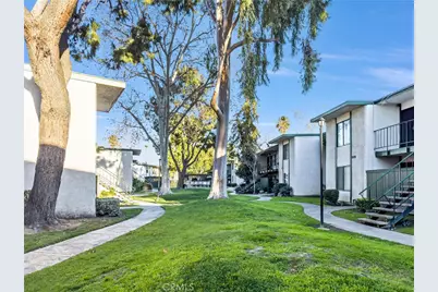 1735 E Washington Street #B28, Colton, CA 92324 - Photo 22