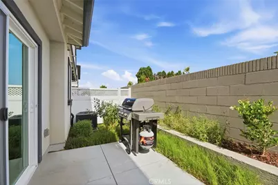 20389 Earl Street, Torrance, CA 90503 - Photo 28