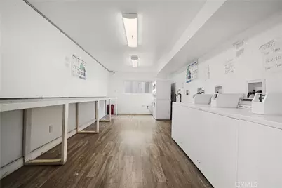 10720 Burin Avenue, Inglewood, CA 90304 - Photo 12