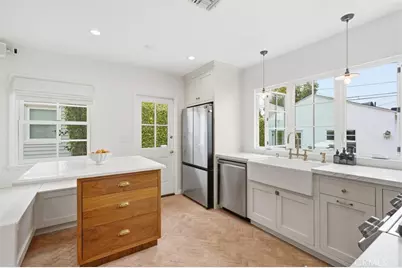 6426 W 82nd Street, Los Angeles, CA 90045 - Photo 12