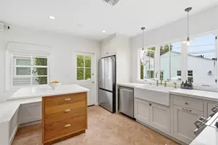 6426 W 82nd St, Los Angeles, CA 90045 - Photo 12