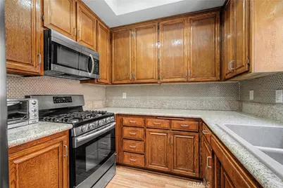 5135 Zelzah #100, Encino, CA 91316 - Photo 8