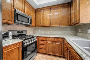 5135 Zelzah, Encino, CA 91316 - Photo 8