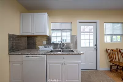8017 Noble, Panorama City, CA 91402 - Photo 44