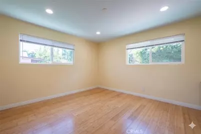 8017 Noble, Panorama City, CA 91402 - Photo 12