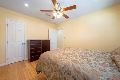 8017 Noble, Panorama City, CA 91402 - Photo 12