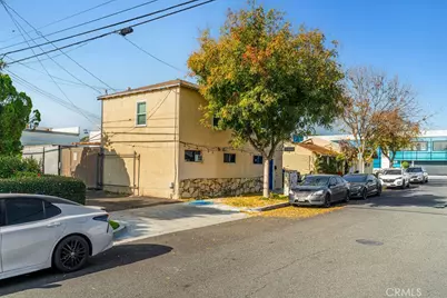 2200 W Burbank Boulevard, Burbank, CA 91506 - Photo 32