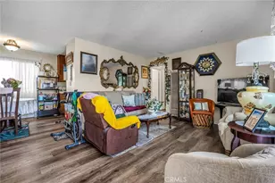 123 E I St, Wilmington, CA 90744 - Photo 6