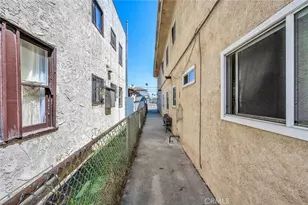123 E I St, Wilmington, CA 90744 - Photo 14