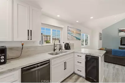 1809 Vanderbilt Lane #C, Redondo Beach, CA 90278 - Photo 8
