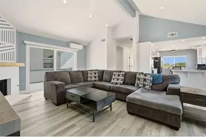 1809 Vanderbilt Lane #C, Redondo Beach, CA 90278 - Photo 1