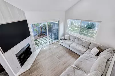 1917 Nelson Avenue #E, Redondo Beach, CA 90278 - Photo 6