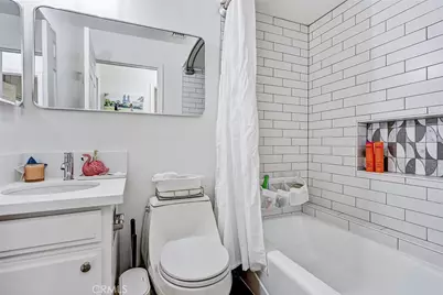 1917 Nelson Avenue #E, Redondo Beach, CA 90278 - Photo 18