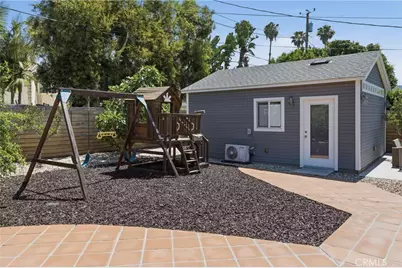 526 N Toluca Park Drive, Burbank, CA 91505 - Photo 26