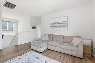 12001 Jackson Square Ct, Hawthorne, CA 90250 - Photo 24