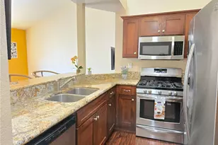 547 E Hazel St, Inglewood, CA 90302 - Photo 6