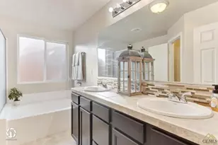 9602 Downie River, Bakersfield, CA 93311 - Photo 18