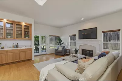 2812 Pinckard Avenue, Redondo Beach, CA 90278 - Photo 18