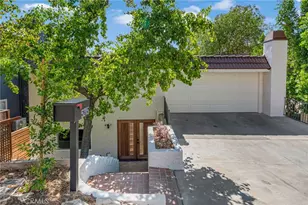 5215 Baza, Woodland Hills, CA 91364 - Photo 52