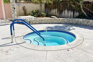 29105 Marilyn Dr, Canyon Country, CA 91387 - Photo 58