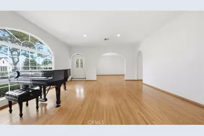 317 S Canon Drive, Beverly Hills, CA 90212 - Photo 16