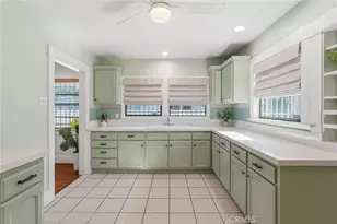 1037 N Almond Ct, Long Beach, CA 90813 - Photo 12