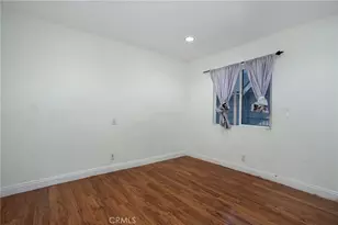 135 E 60th St, Los Angeles, CA 90003 - Photo 14