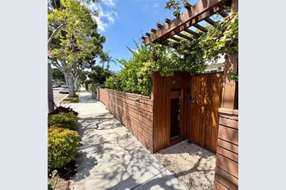 1121 S Eucalyptus, Inglewood, CA 90301 - Photo 8