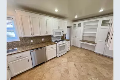 2000 Harkness Street, Manhattan Beach, CA 90266 - Photo 8