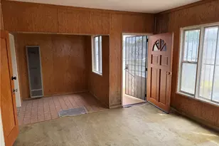 829 W 69th, Los Angeles, CA 90044 - Photo 18