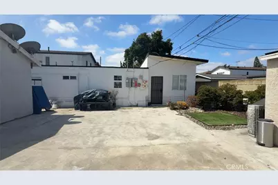 3425 Adriatic Avenue, Long Beach, CA 90810 - Photo 6