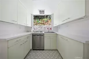 6182 Glen Oak St, Los Angeles, CA 90068 - Photo 12