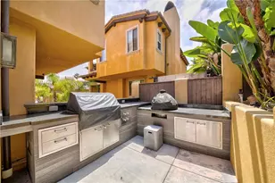 2117 Clark Ln, Redondo Beach, CA 90278 - Photo 32