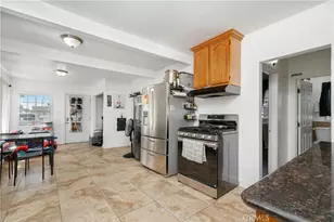 1206 E Cruces, Wilmington, CA 90744 - Photo 6