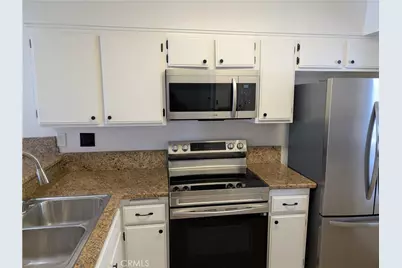 25447 Pine Creek, Wilmington, CA 90744 - Photo 32