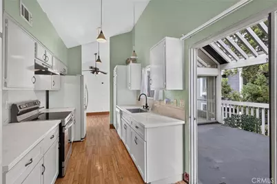 25655 Pine Creek Lane, Wilmington, CA 90744 - Photo 14