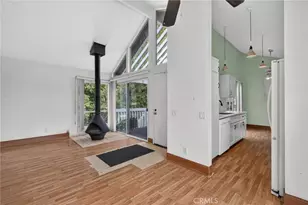 25655 Pine Creek Ln, Wilmington, CA 90744 - Photo 8