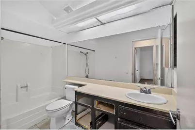 25655 Pine Creek Lane, Wilmington, CA 90744 - Photo 20