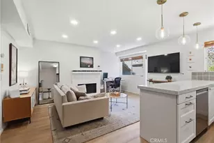 2147 N Beachwood, Los Angeles, CA 90068 - Photo 12