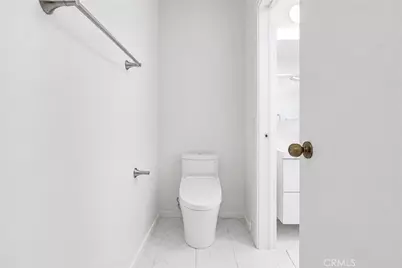 2147 N Beachwood #4, Los Angeles, CA 90068 - Photo 26