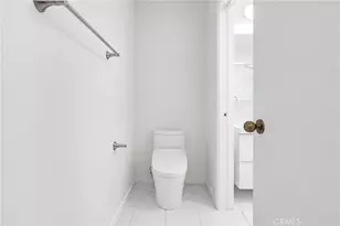 2147 N Beachwood, Los Angeles, CA 90068 - Photo 26