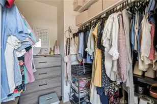 2147 N Beachwood, Los Angeles, CA 90068 - Photo 16