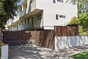 2147 N Beachwood, Los Angeles, CA 90068 - Photo 30