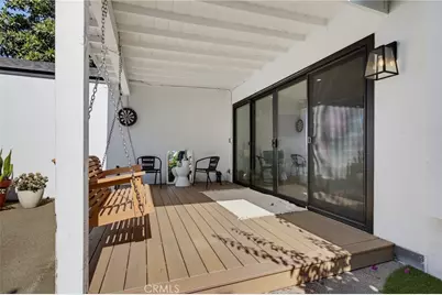 13547 Bessemer Street, Los Angeles, CA 91401 - Photo 16