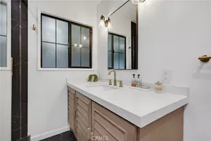 13547 Bessemer St, Sherman Oaks, CA 91401 - Photo 22