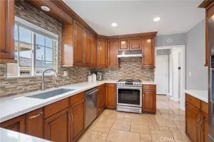 5255 W 141st St, Hawthorne, CA 90250 - Photo 10
