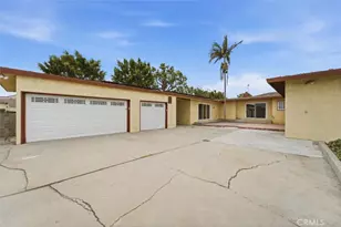 2401 W 102nd St, Inglewood, CA 90303 - Photo 2